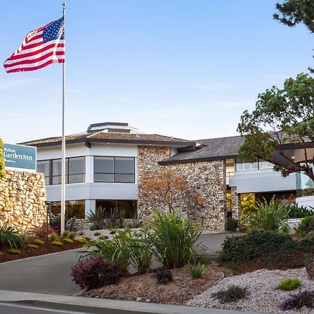 Hilton Garden Inn Monterey Bagian luar foto